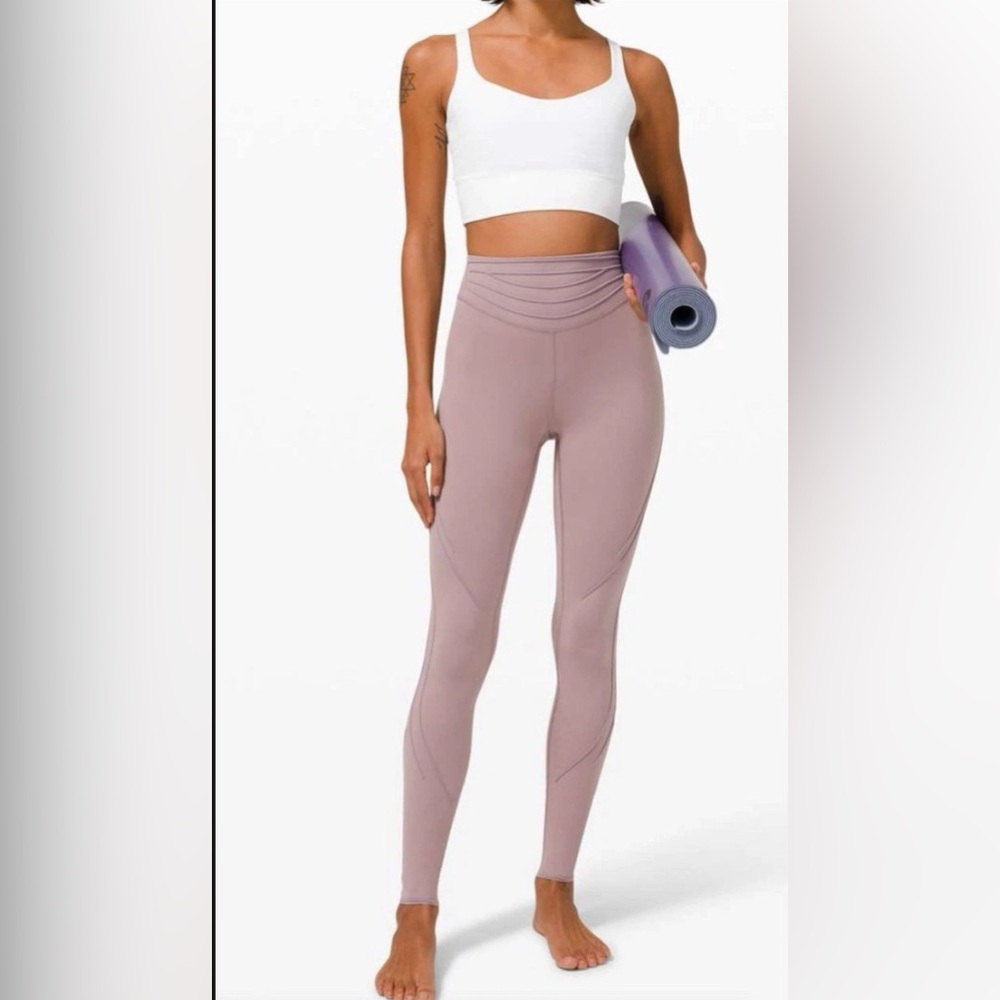 Lululemon Get in Line Super High-Rise Tight sz6